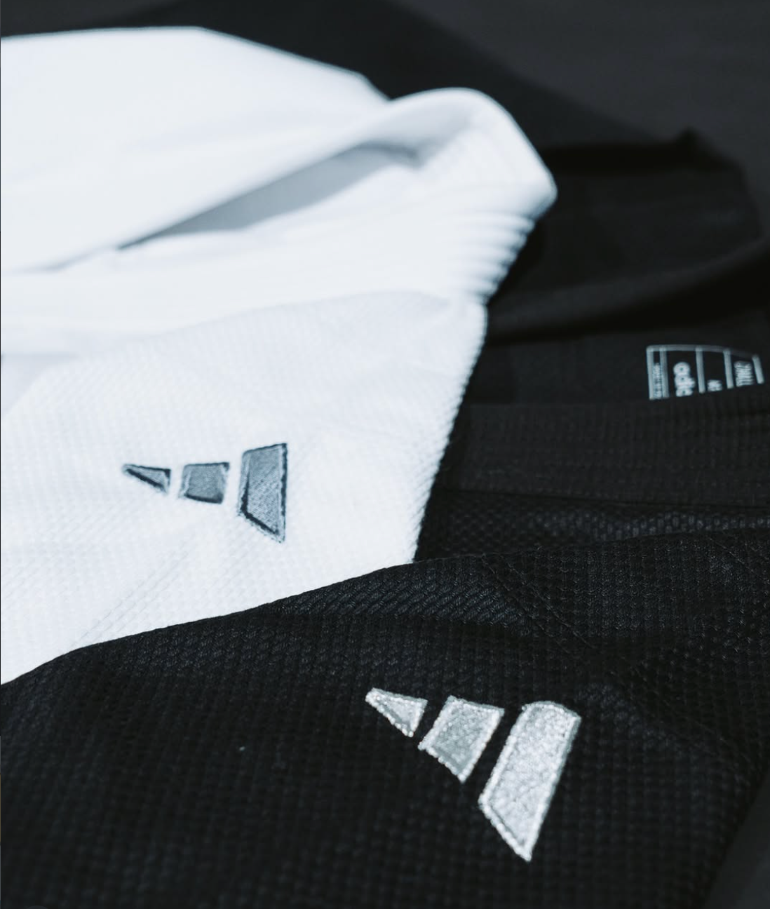 Adidas Brazilian jiu-jitsu Gi ადიდასის ბრაზილიური ჯიუ-ჯიცუს კიმანო
